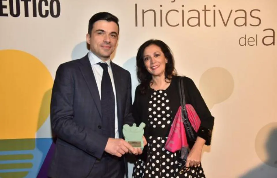 PREMIO DAL CORREO FARMACÉUTICO PER IL MIGLIOR PRODOTTO.